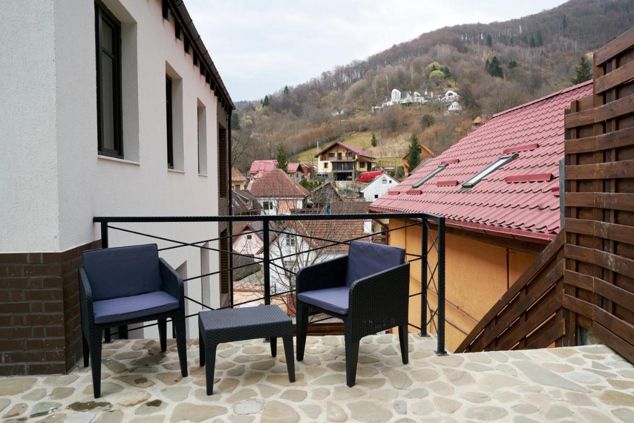 Casa Piti Hotel Braşov Exterior foto